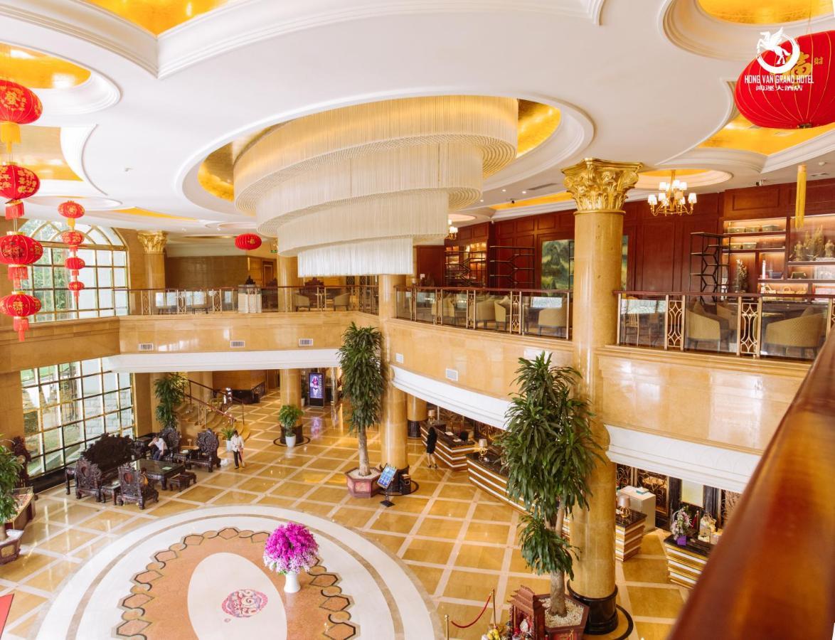 Hong Van Grand Hotel Mong Cai ภายนอก รูปภาพ